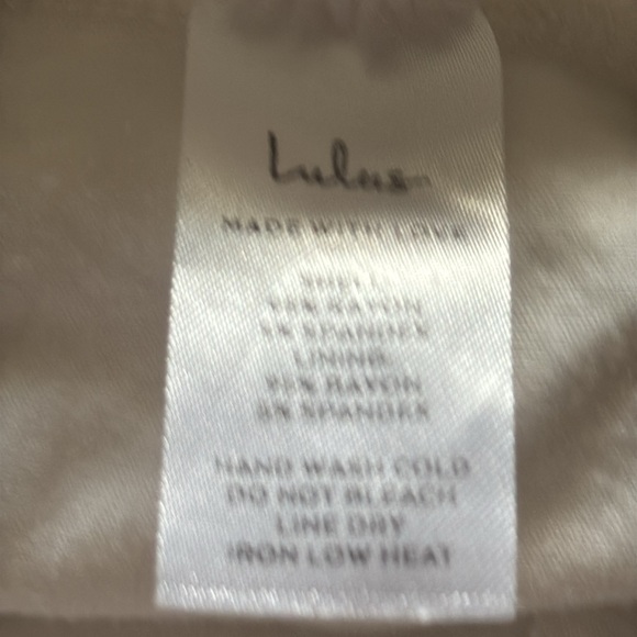 Lulus white long sleeves v cleavage bodysuit Sz L French cut - Picture 7 of 7